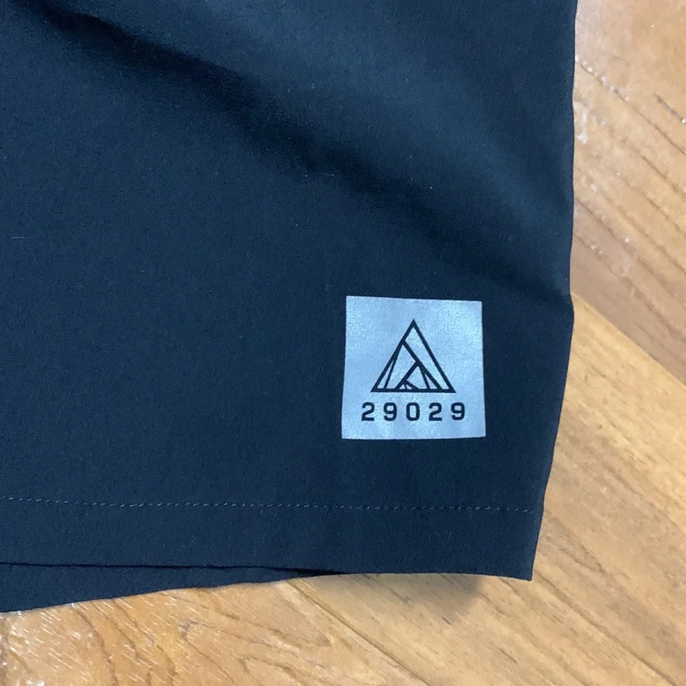 29029 climbing shorts
